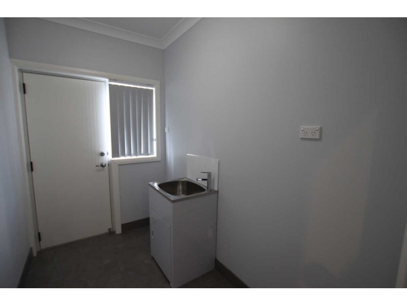 33A ETTALONG ROAD, Greystanes NSW 2145