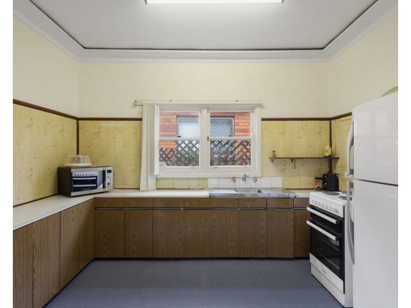 124 Fairfield Road, Guildford NSW 2161