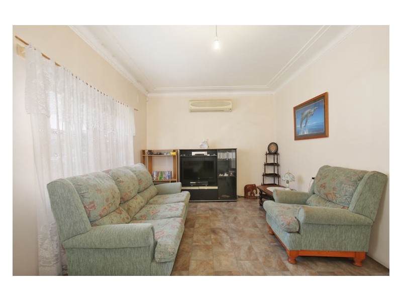 46 The Esplanade, Guildford NSW 2161