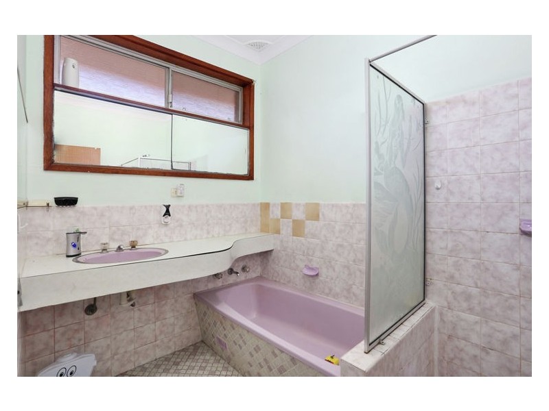 16 Lough Avenue, Guildford NSW 2161