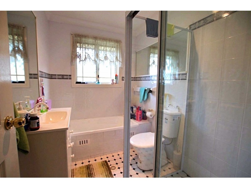 4/24 ALLISON ROAD, Guildford NSW 2161