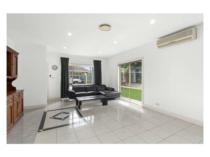 4a Rhodes Avenue, Guildford NSW 2161