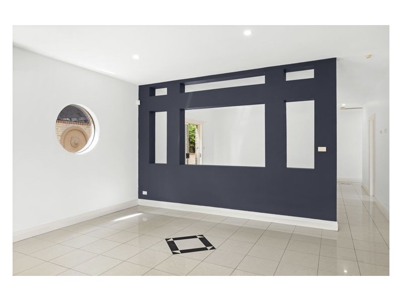 4a Rhodes Avenue, Guildford NSW 2161