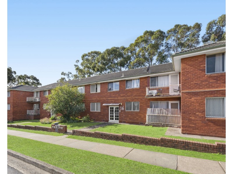 11/16 Calliope Street, Guildford NSW 2161