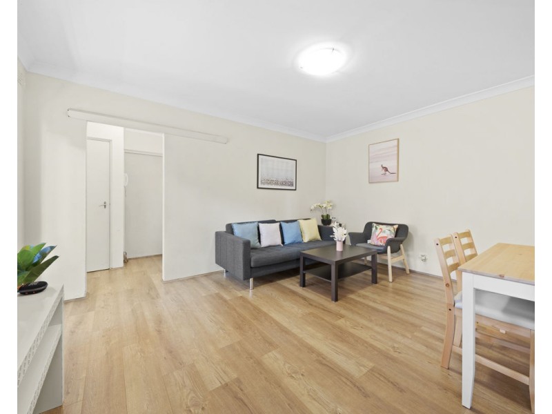 11/16 Calliope Street, Guildford NSW 2161