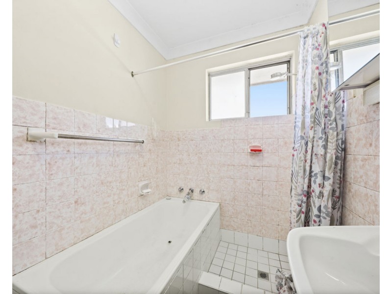 11/16 Calliope Street, Guildford NSW 2161