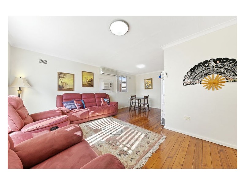 10 Daisy Street, Greystanes NSW 2145