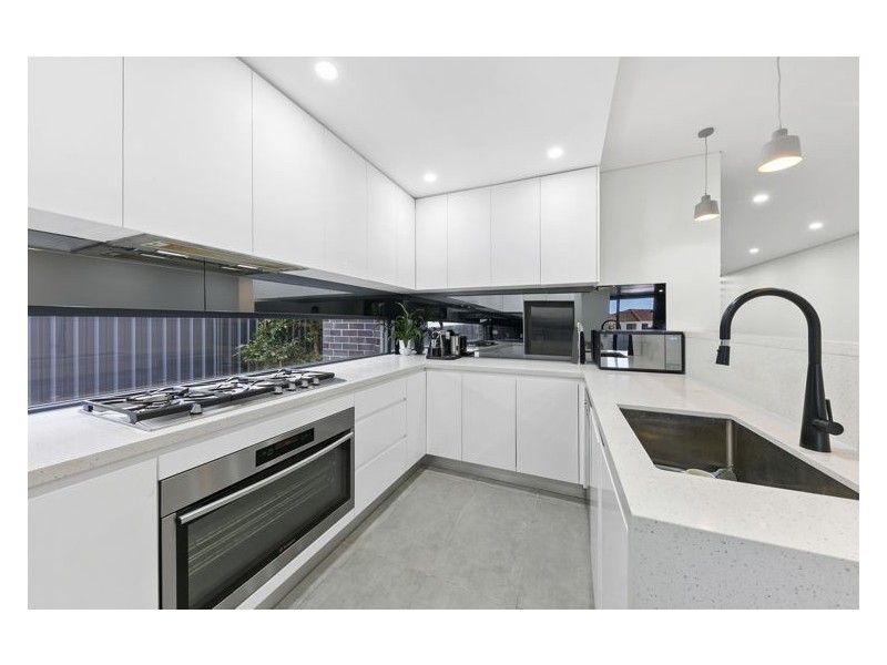 76 Canal Road, Greystanes NSW 2145