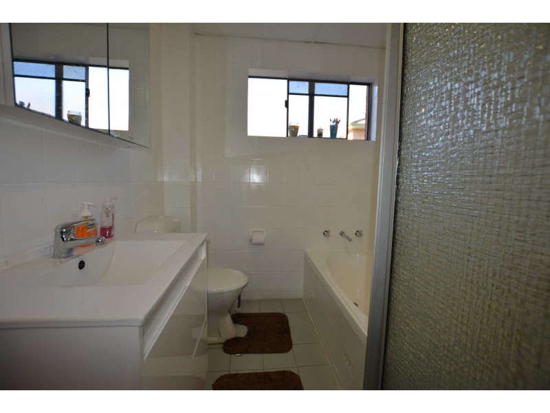 10/61-63 WINDSOR ROAD, Merrylands NSW 2160