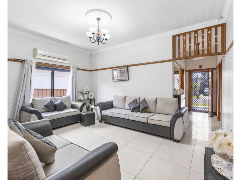 16 Warialda Street, Merrylands NSW 2160