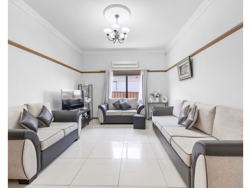 16 Warialda Street, Merrylands NSW 2160