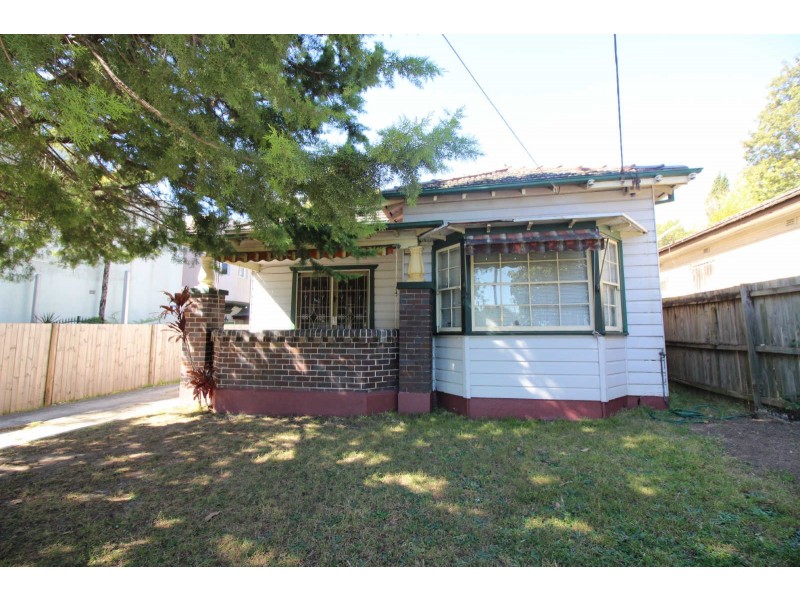 23 THE AVENUE, Granville NSW 2142