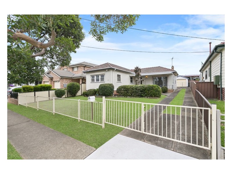 51 Hampden Road, South Wentworthville NSW 2145