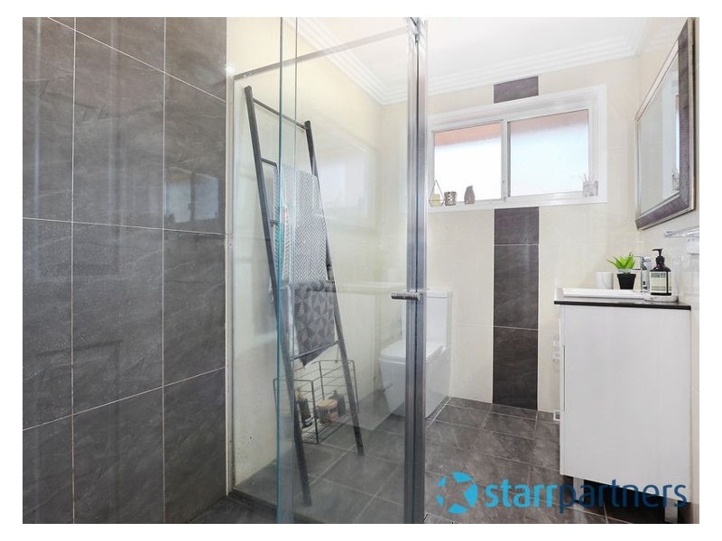 18 Gipps Road, Greystanes NSW 2145