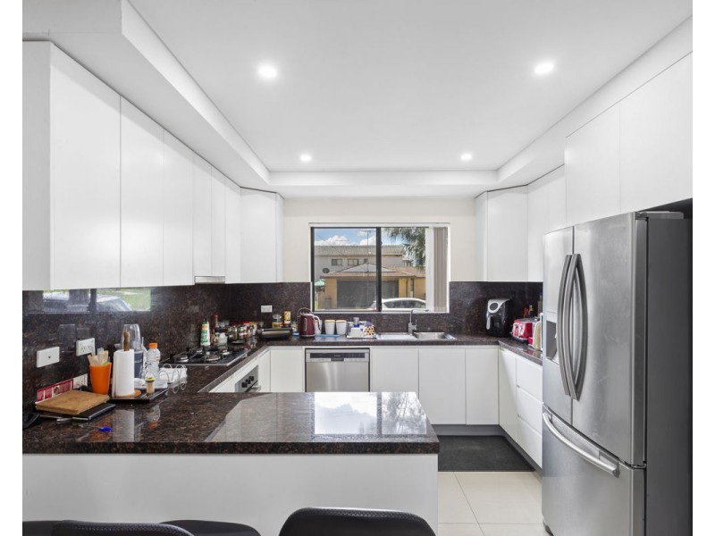 140 Cumberland Road, Greystanes NSW 2145