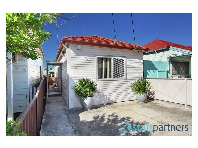 12 Queen Street, Granville NSW 2142