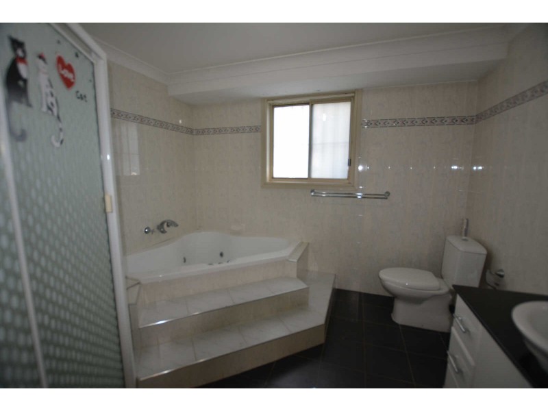 127 MCCREDIE ROAD, Guildford West NSW 2161