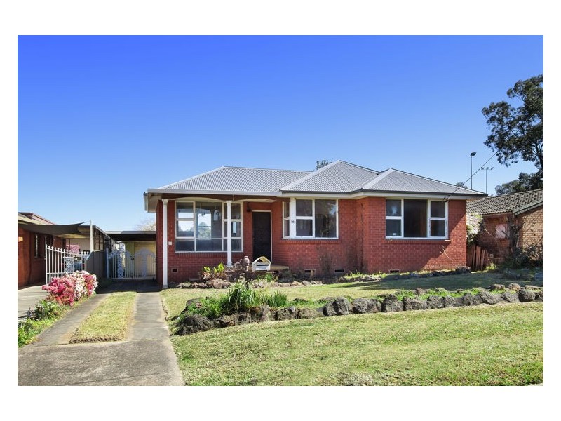 16 Karani Avenue, Guildford NSW 2161