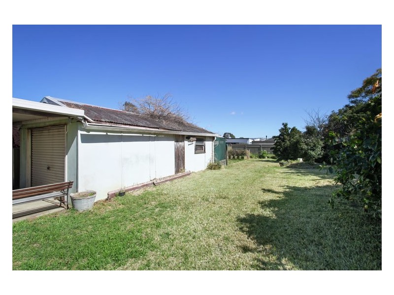 16 Karani Avenue, Guildford NSW 2161