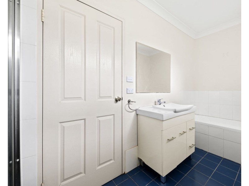 15 Tennyson Parade, Guildford NSW 2161