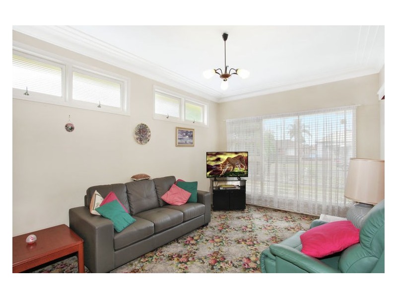 6 Linda Place, Merrylands NSW 2160