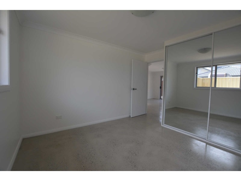 25C LOMOND STREET, Guildford NSW 2161