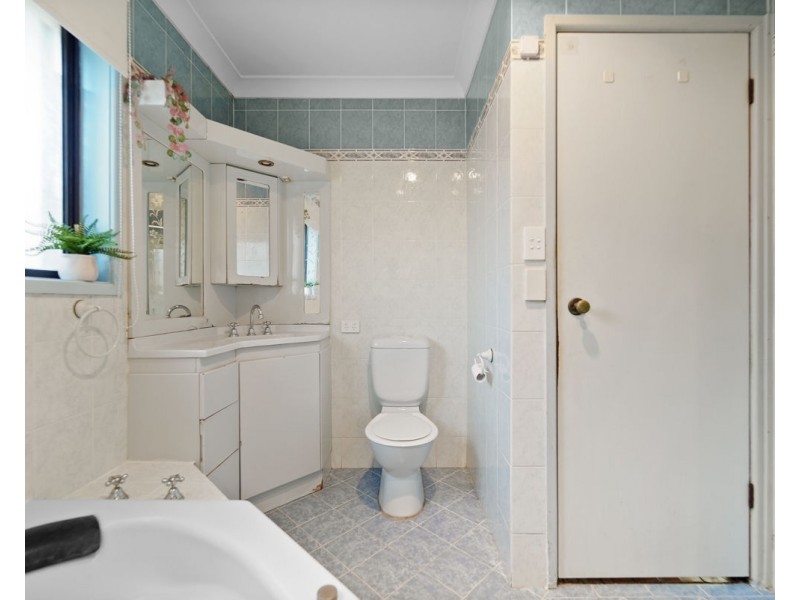 10 Rosalind Street, Greystanes NSW 2145