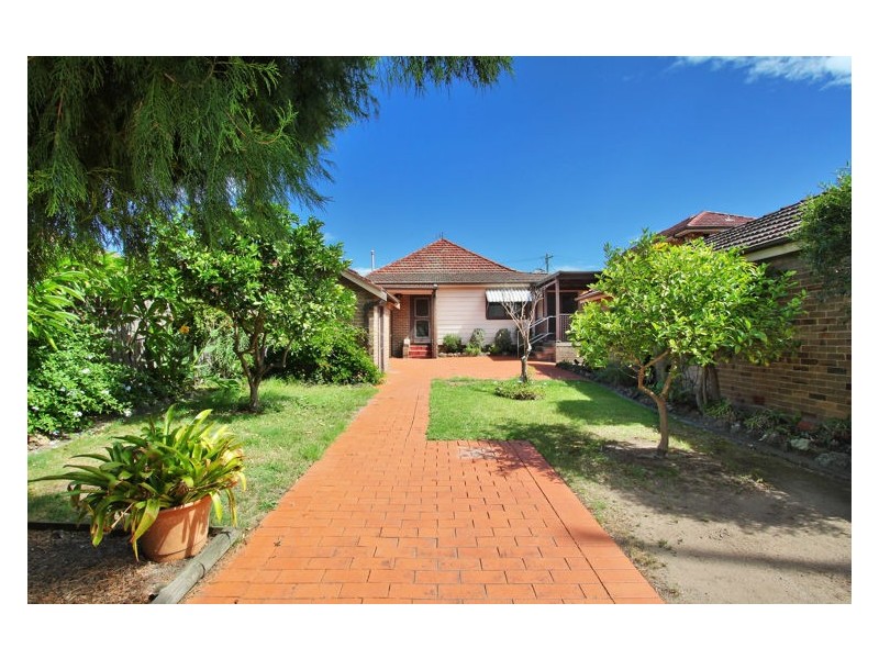 33 Albion Avenue, Merrylands NSW 2160