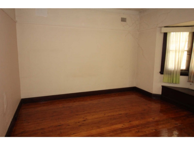 19 MALVERN AVENUE, Merrylands NSW 2160