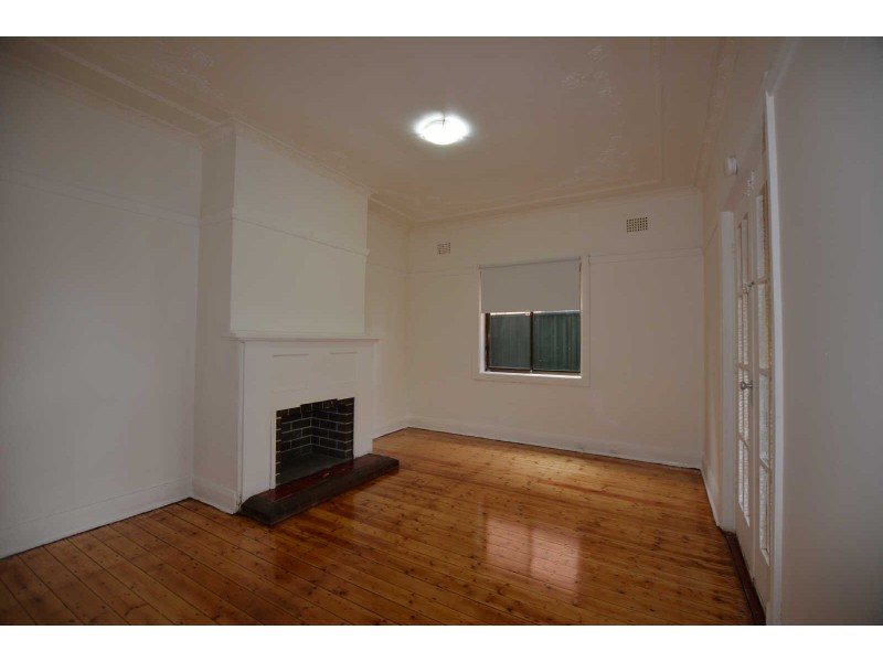 11 CLARENCE STREET, Merrylands NSW 2160