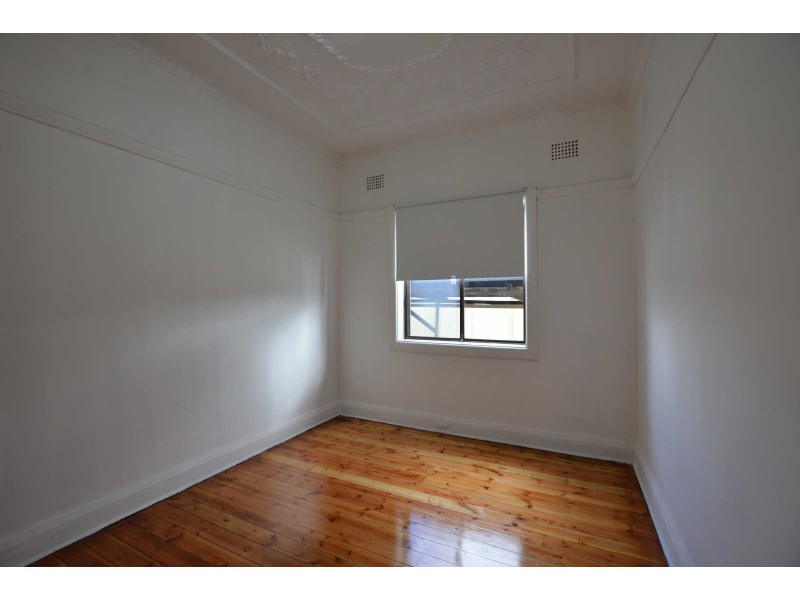 11 CLARENCE STREET, Merrylands NSW 2160