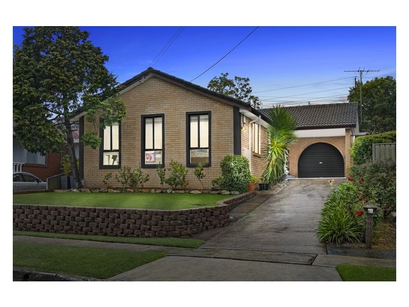 32 Oldfield Street, Greystanes NSW 2145