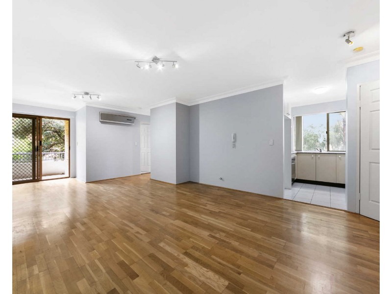2/31 OXFORD STREET, Merrylands NSW 2160