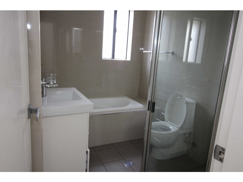 02/26 ROSEBERRY ROAD, Guildford NSW 2161