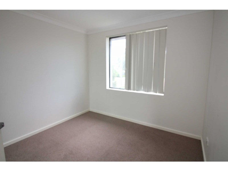 02/26 ROSEBERRY ROAD, Guildford NSW 2161