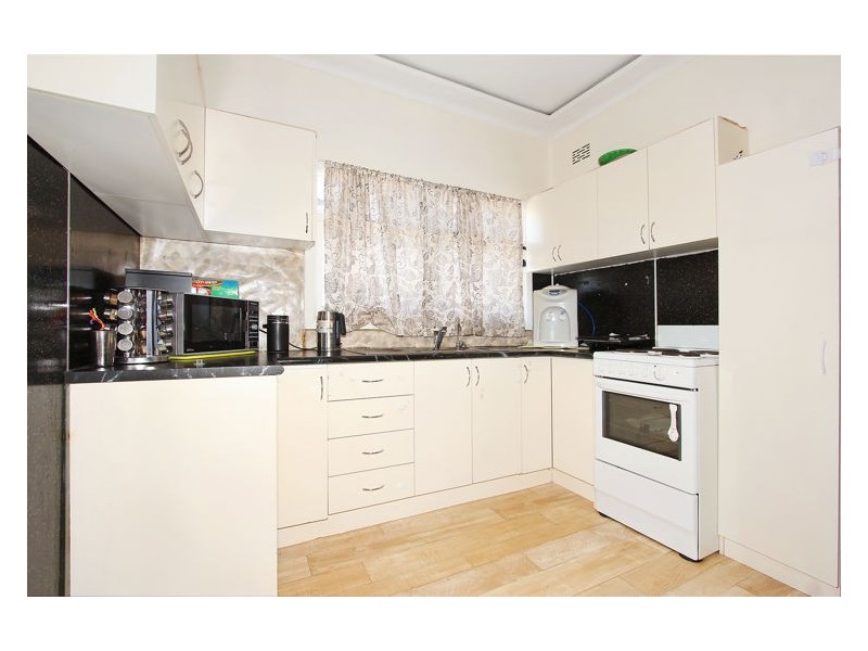 112 Simmat Avenue, Condell Park NSW 2200