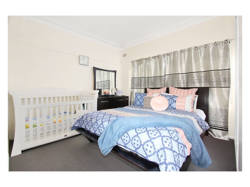 112 Simmat Avenue, Condell Park NSW 2200