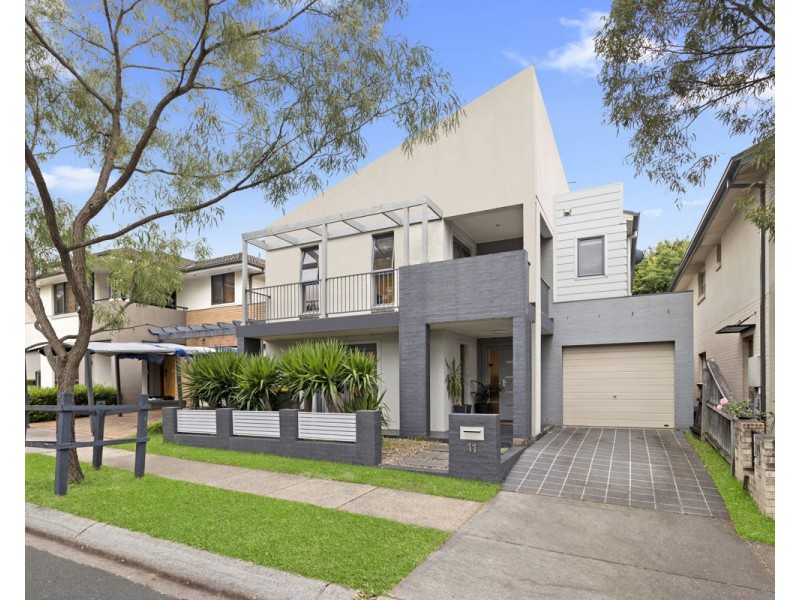 11 Boraga Street, Pemulwuy NSW 2145