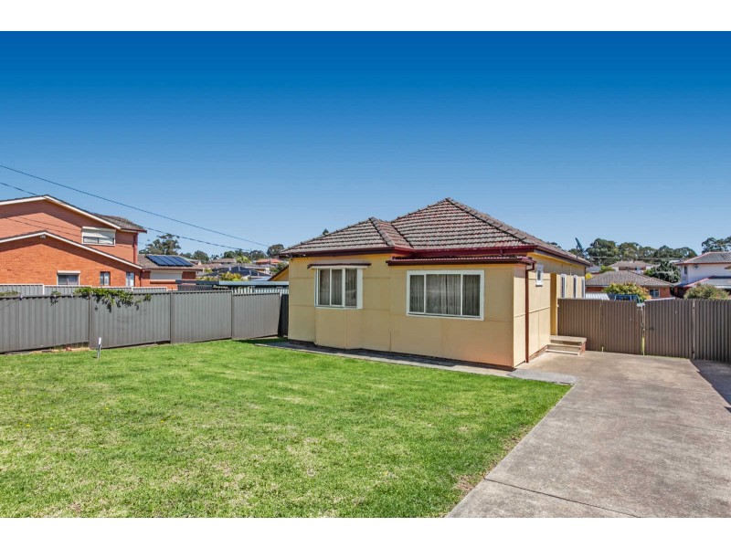 126A CUMBERLAND RD, Greystanes NSW 2145