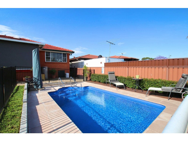 17 ROBERTA STREET, Greystanes NSW 2145