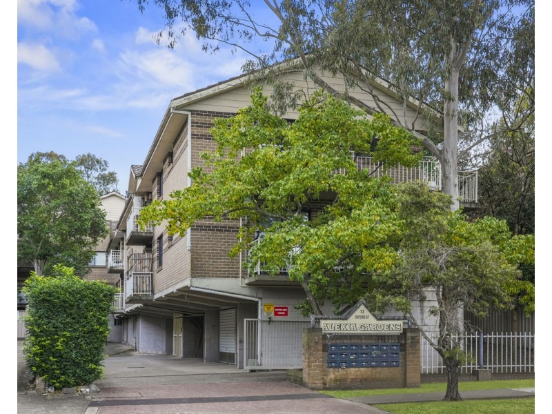 15/13 Oxford Street, Merrylands NSW 2160