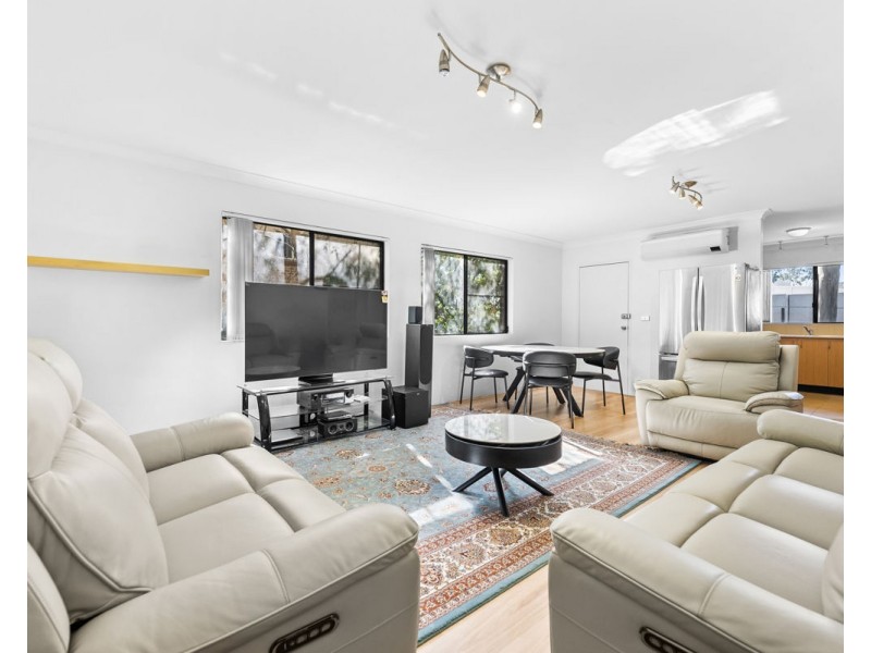 15/13 Oxford Street, Merrylands NSW 2160