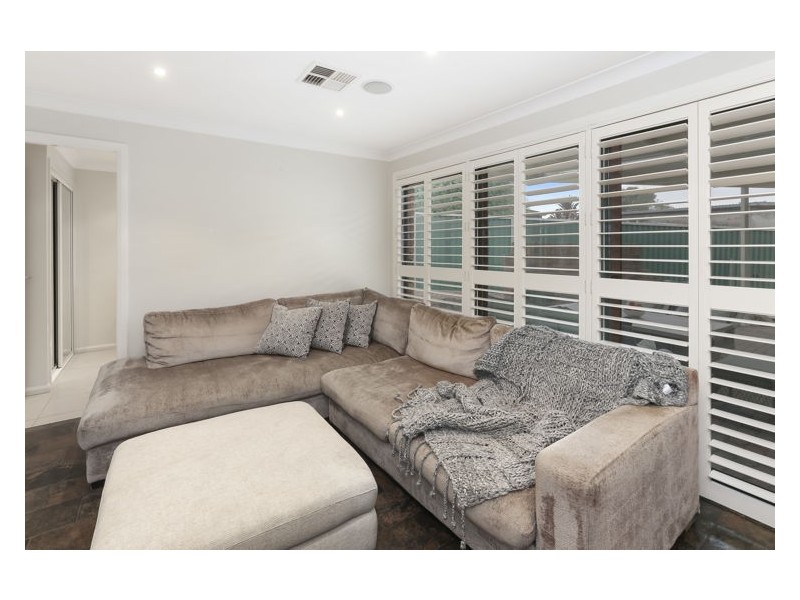 30 Poinciana Parade, Greystanes NSW 2145