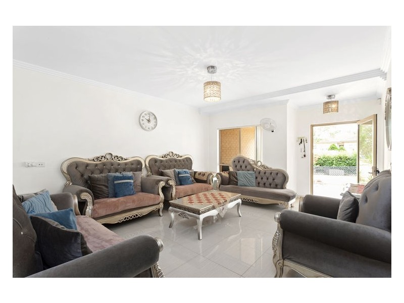 3a Alderney Road, Merrylands NSW 2160