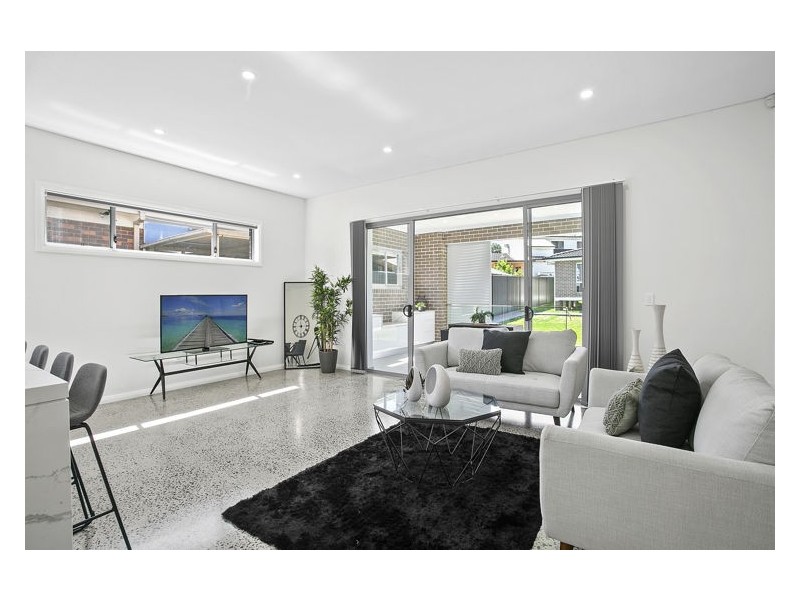 5 Willara Avenue, Merrylands NSW 2160