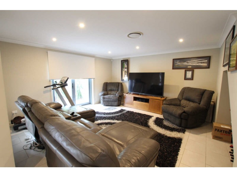 11 BORAGA STREET, Pemulwuy NSW 2145