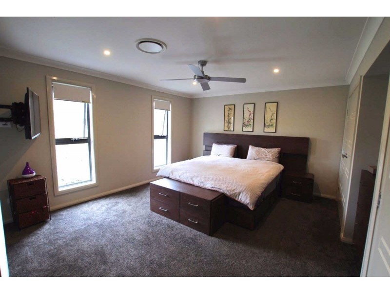 11 BORAGA STREET, Pemulwuy NSW 2145