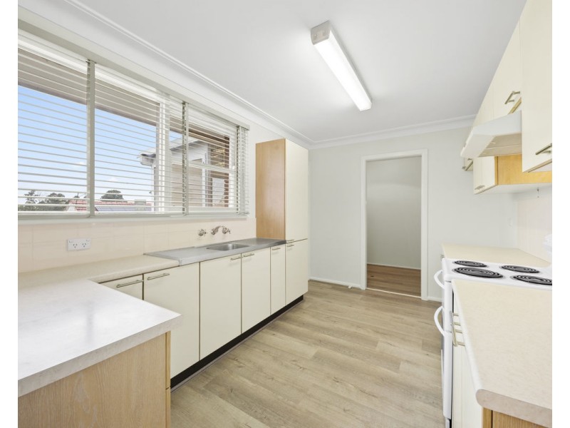 82 Hanbury Street, Greystanes NSW 2145