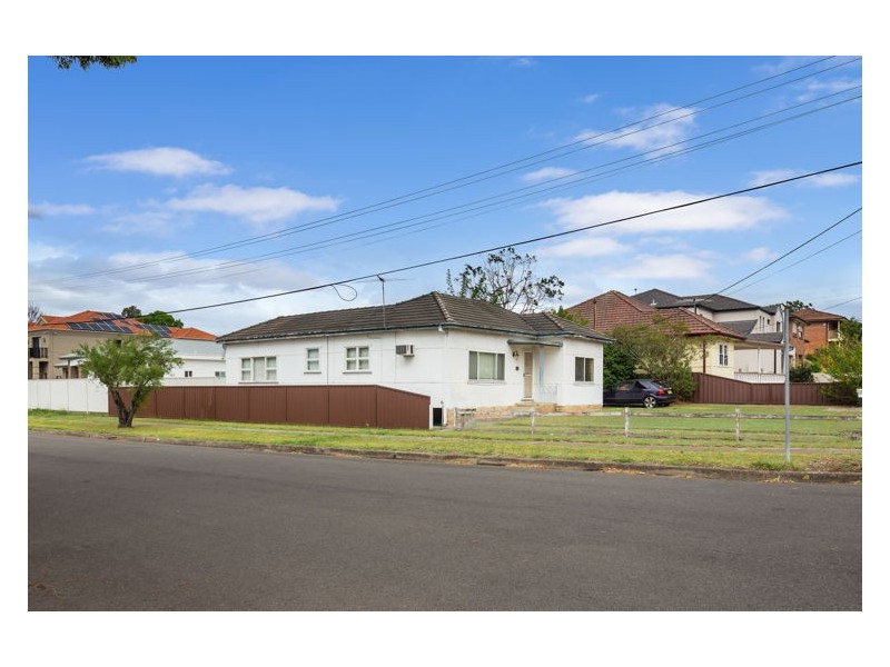 16 Desmond Street, Merrylands NSW 2160