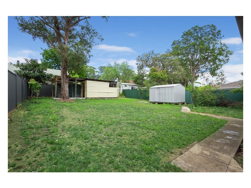 11 Fyall Avenue, Wentworthville NSW 2145